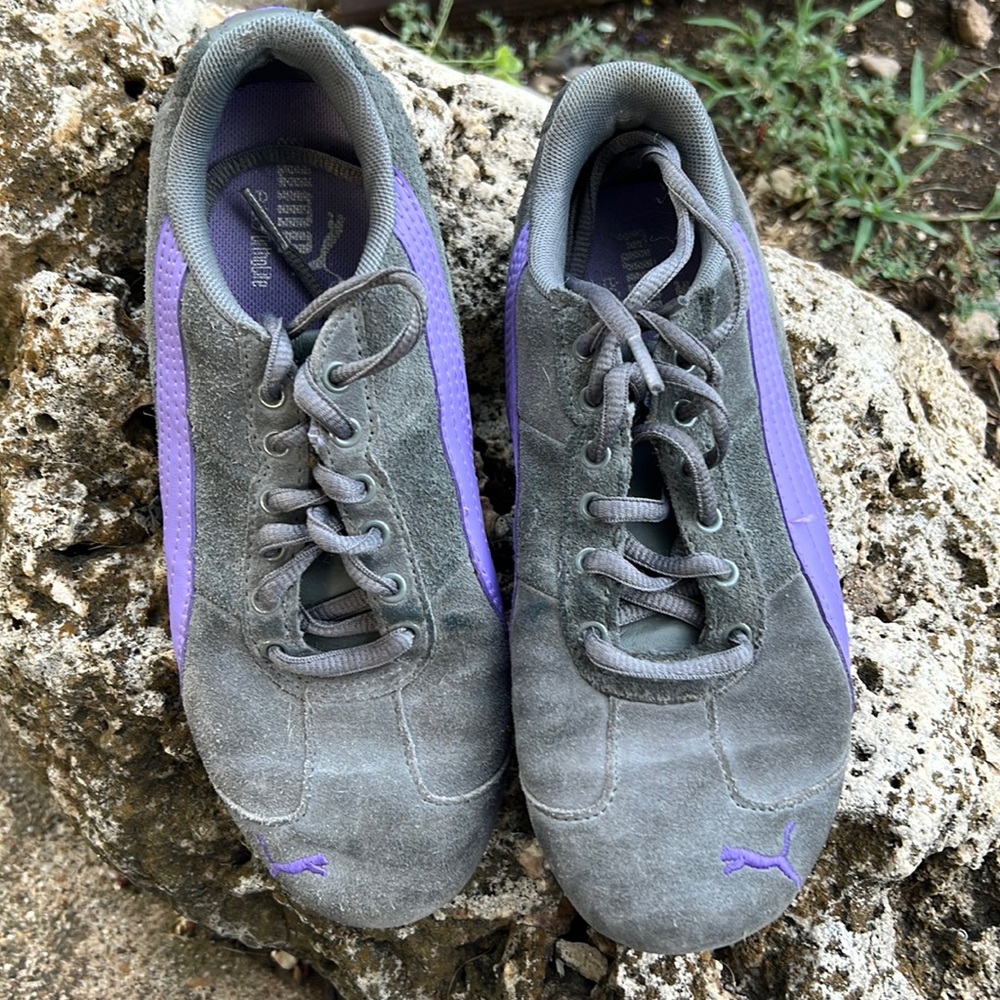 Puma Suede Gray and Purple low top sneakers in size 6